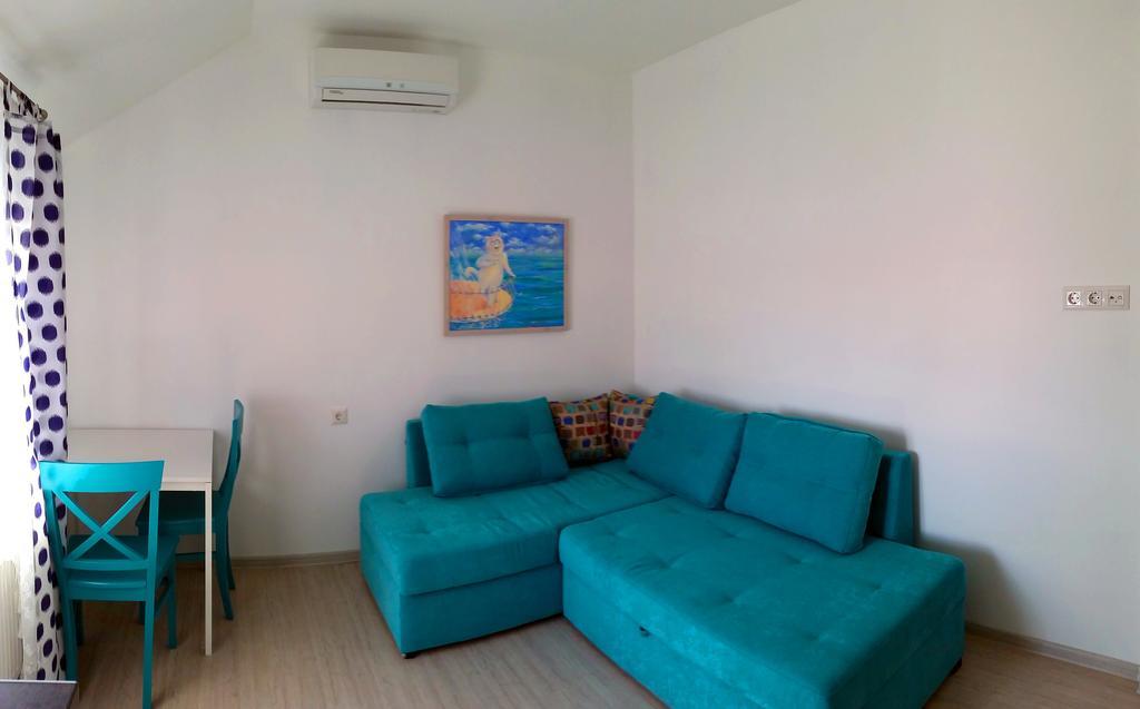 Apartment Zolotoy Bereg 5 Odessa Exterior foto